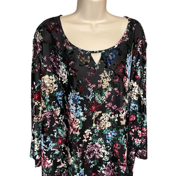 Cathrines Womens Velvet Blouse Floral Keyhole Neckline Shirt Plus Size 4X u - Picture 2 of 11